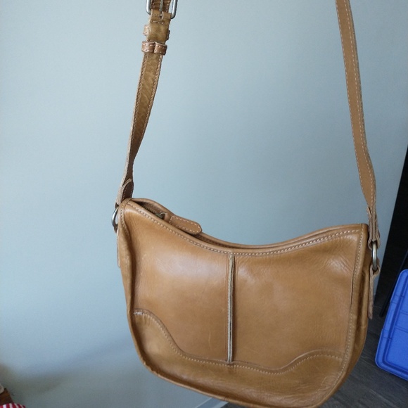 Frye Cara Saddle Crossbody Bag - Picture 4 of 6